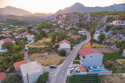 Family-friendly apartments with swimming pool Kostanje, Omis - 25072