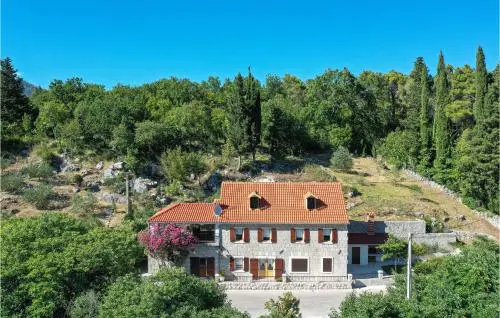 Beautiful Home In Kucice With Wifi
