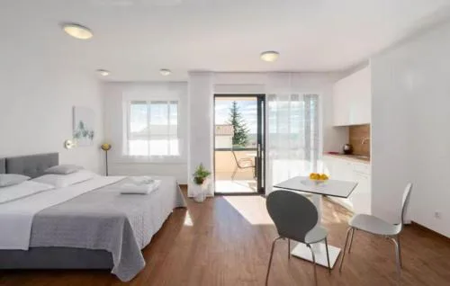 Apartmani Makarska 12