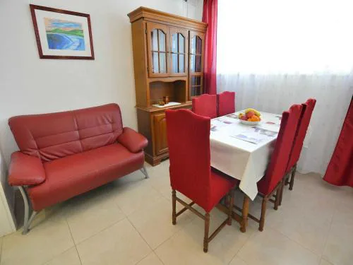 Apartmani Vela Makarska - Two Bedroom Apartment With Balcony