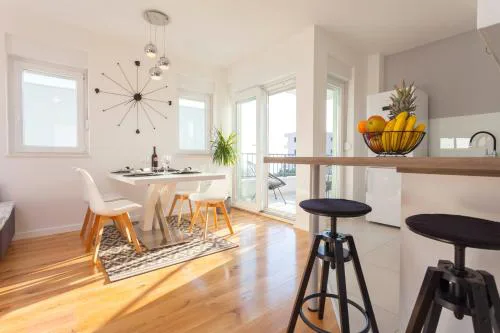 Apartment Frane