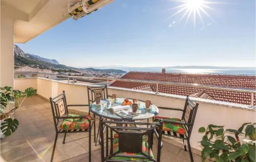 Apartment Makarska With Sea View 01