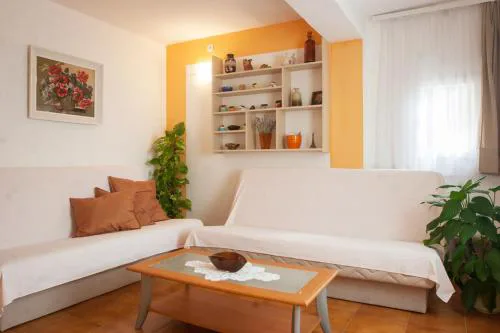 Apartment Svemir