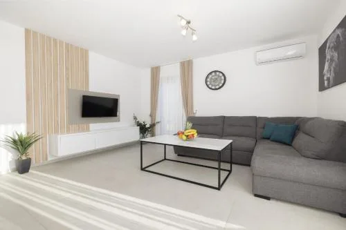 Apartment Veranda