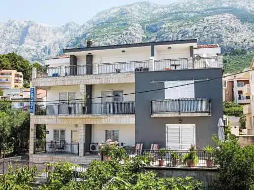 Apartment Villa Silvia-3 by Interhome