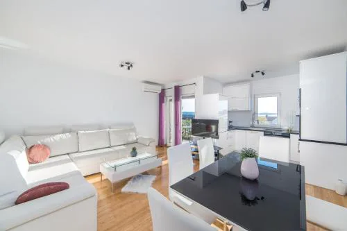 Apartments Crystal
