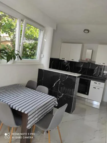 Apartments Pomalo