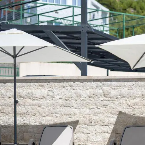 Beachfront Boutique Apartments with Free Parking