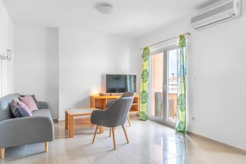 BrightFlat Makarska