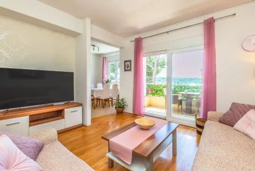 Indigo Apartment