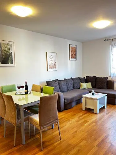 Ivki's apartment