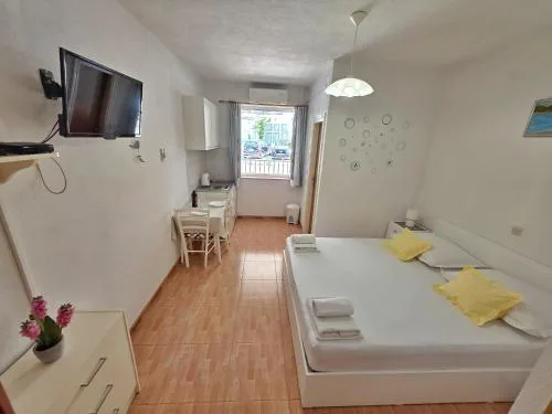Lovely Studio Apartment for 2 Free Private Parking