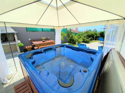 Lux Apartment Sea Shell with jacuzzi