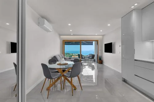 Luxury Apartment Val
