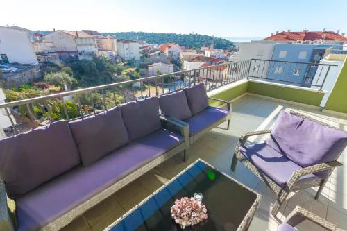 Luxury City & Sweet Apartment