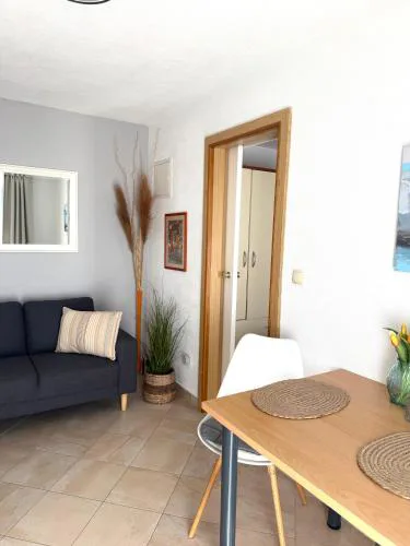 New studio apartment with sea view