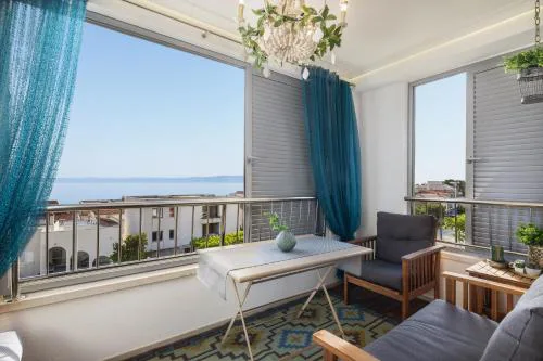 Sara - Luxurious sea view apartment with garage