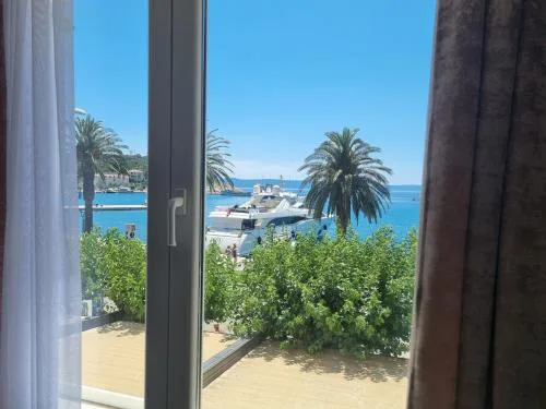 Seafront Residence Makarska