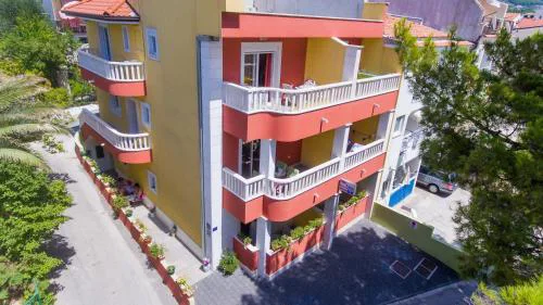 VILLA NINA, MAKARSKA
