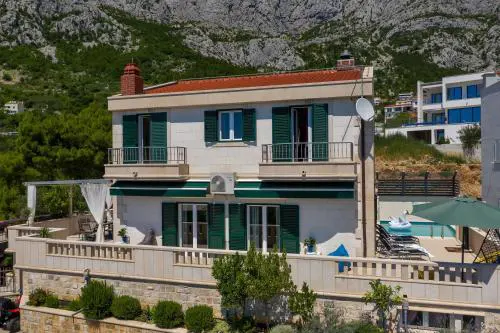 Villa Spring in Makarska, private pool