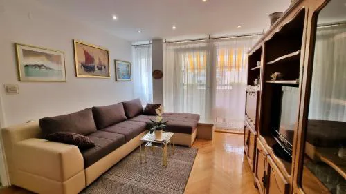 Apartment Maja