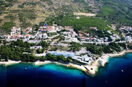 Apartments with parking space Lokva Rogoznica, Omis - 22069