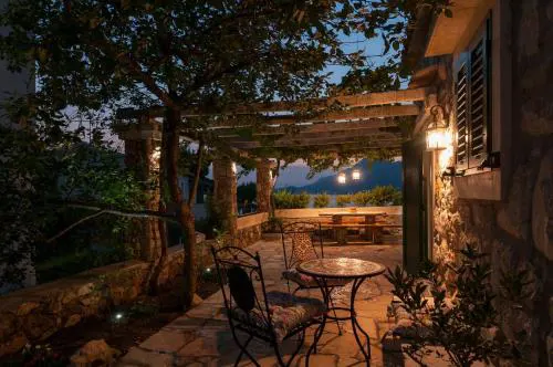 Ferienwohnung In Omiš Mit Privatem Balkon