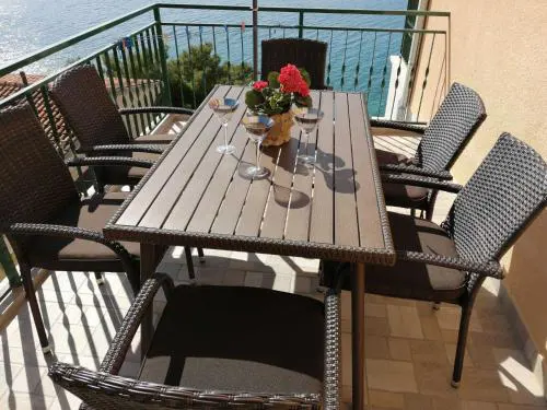 House Karlo Apartments - One-Bedroom Apartment with Balcony A4