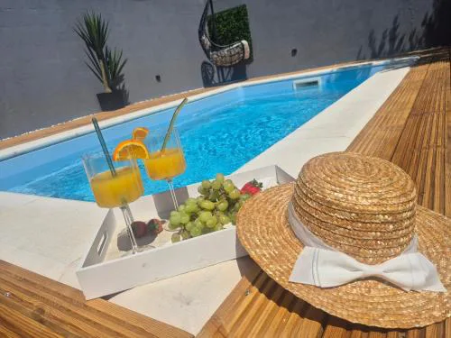 Luxury apartment 33 with private pool