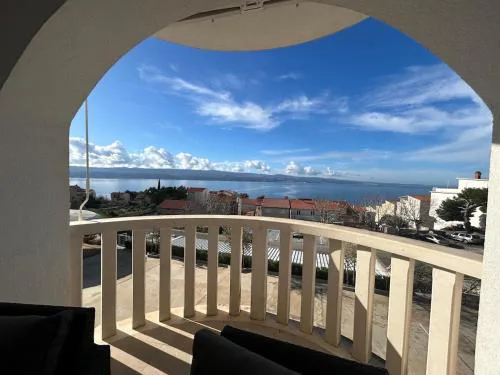 Sea View Apartment near Omiš