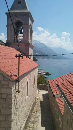 Cassetta by the sea