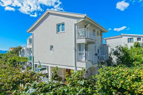 Apartments by the sea Podaca, Makarska - 6677
