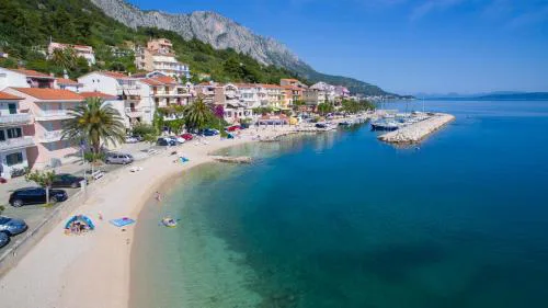 Apartments Sumic Podgora