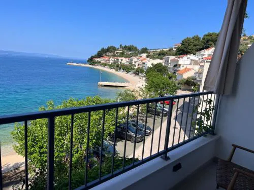 Beachfront Comfort Apartments SINAJKO