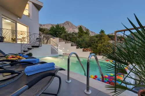 Luxury Apartments Podgora