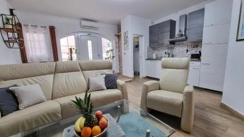 Apartman OLI