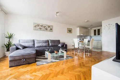Apartment Jully