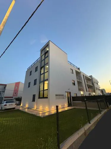 Apartment M-M