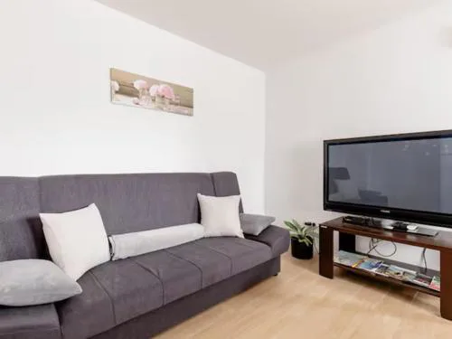 Apartment New Apartment Mara with Free Parking