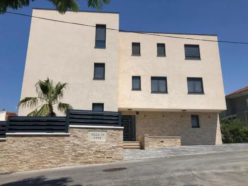 Apartments by the sea Podstrana, Split - 11935