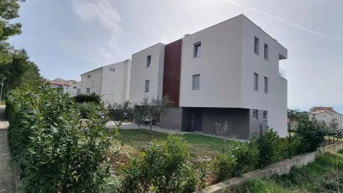 Apartments with parking space Podstrana, Split - 22298