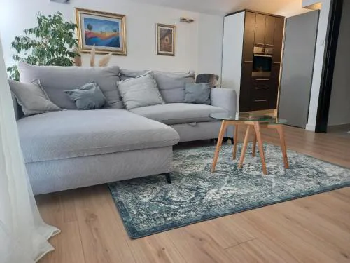 Luxe apartment Leo