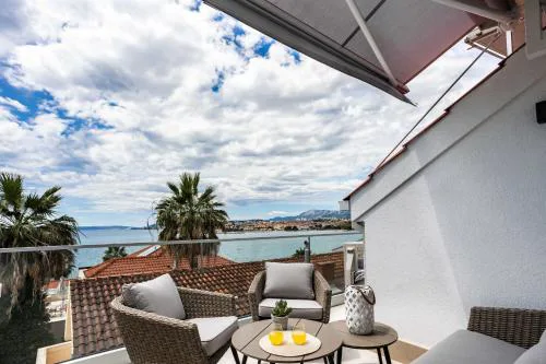 Sea view APARTMENT PEPE