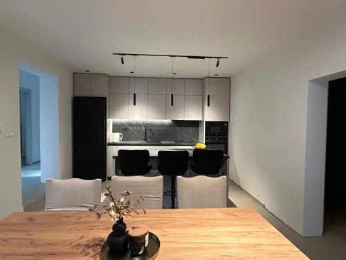 Two Stars Apartment