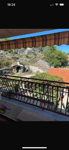 Seoska idila, Krivići