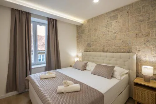 Varda Luxury Apartments Sinj center
