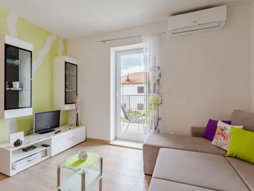 Apartment Anamaris ST - One Bedroom Apartment with Terrace and Sea View