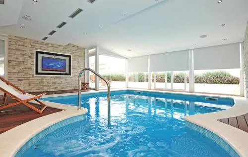 Eco Eclectic Villa with pool