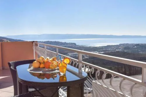 Ferienhaus mit Privatpool für 12 Personen ca 280 qm in Split-Kucine, Dalmatien Mosor