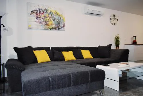 Spacious apartment with outdoor space and parking